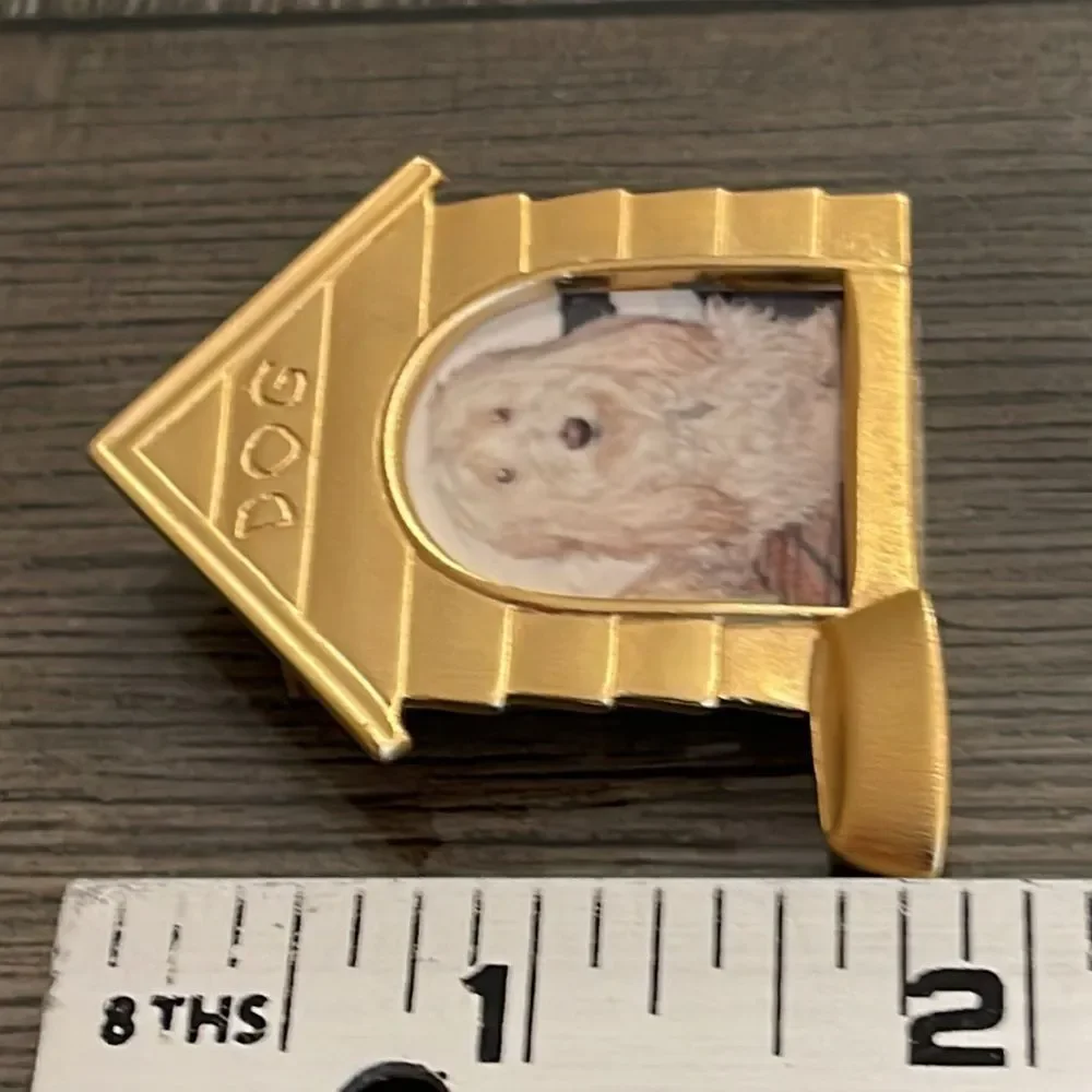JJ Jonette Jewelry Doghouse Pin Photo Frame